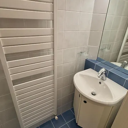 アパート The Marina Family